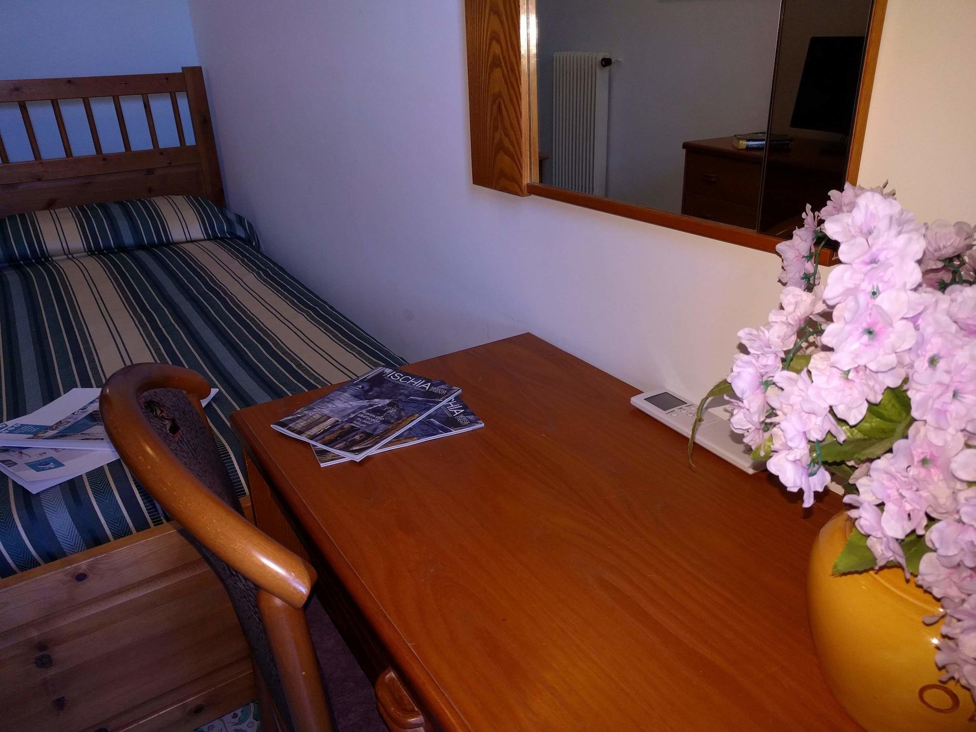 Hotel Conte - S. Angelo Bay Serrara Fontana Extérieur photo